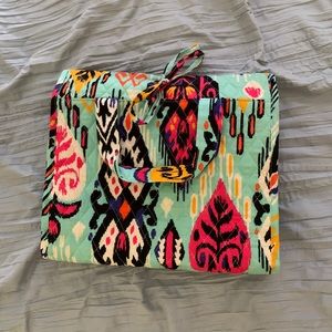 Vera Bradley Hanging Organizer in Pueblo Print